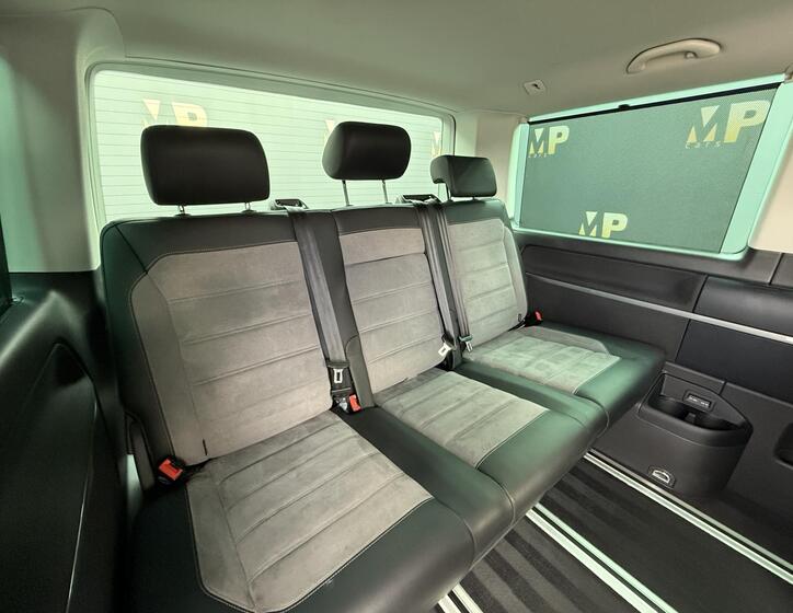 Volkswagen Multivan 15