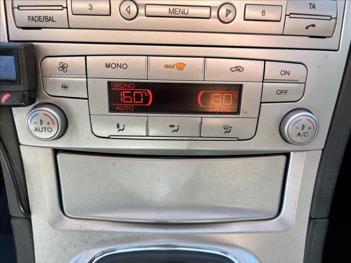 Ford Galaxy MPV 2,0 l 96 kw