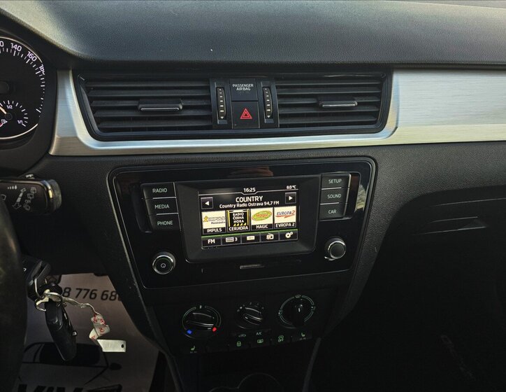 Škoda Rapid Sedan / Limuzína 1,2 l 81 kw