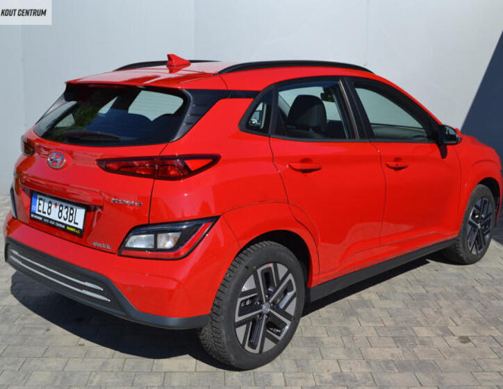 Hyundai Kona 5