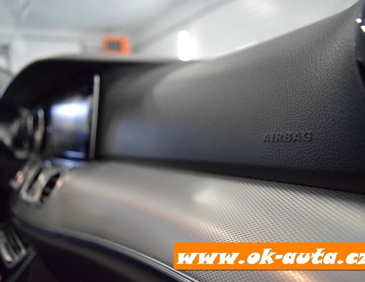 Mercedes-Benz Třídy E Sedan 0,0 110 kw