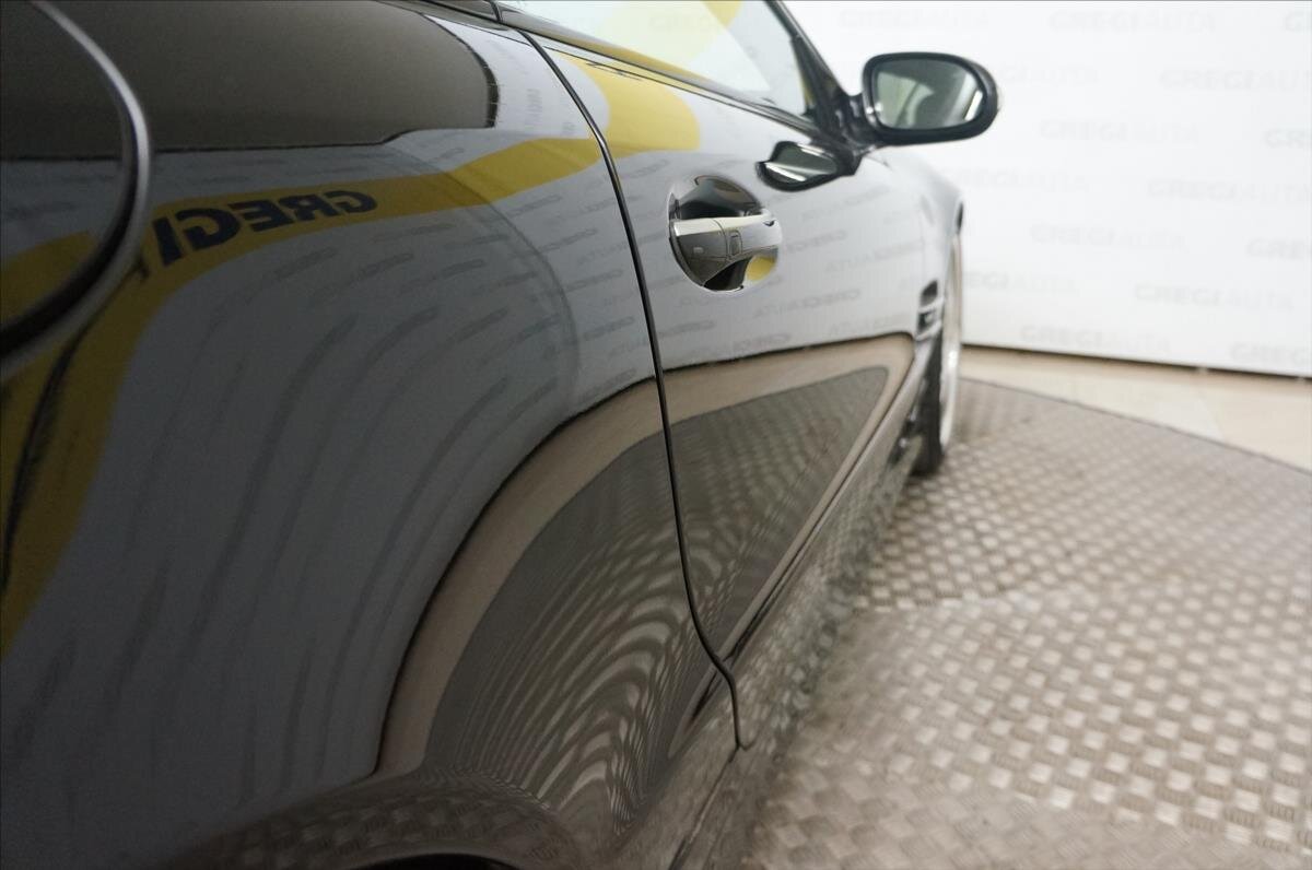 Mercedes-Benz SL Kabriolet 5,5 l 471 kw