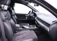 Audi Q7 15