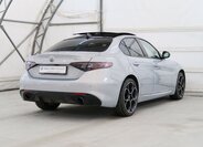 Alfa Romeo Giulia Sedan 2,0 l 206 kw