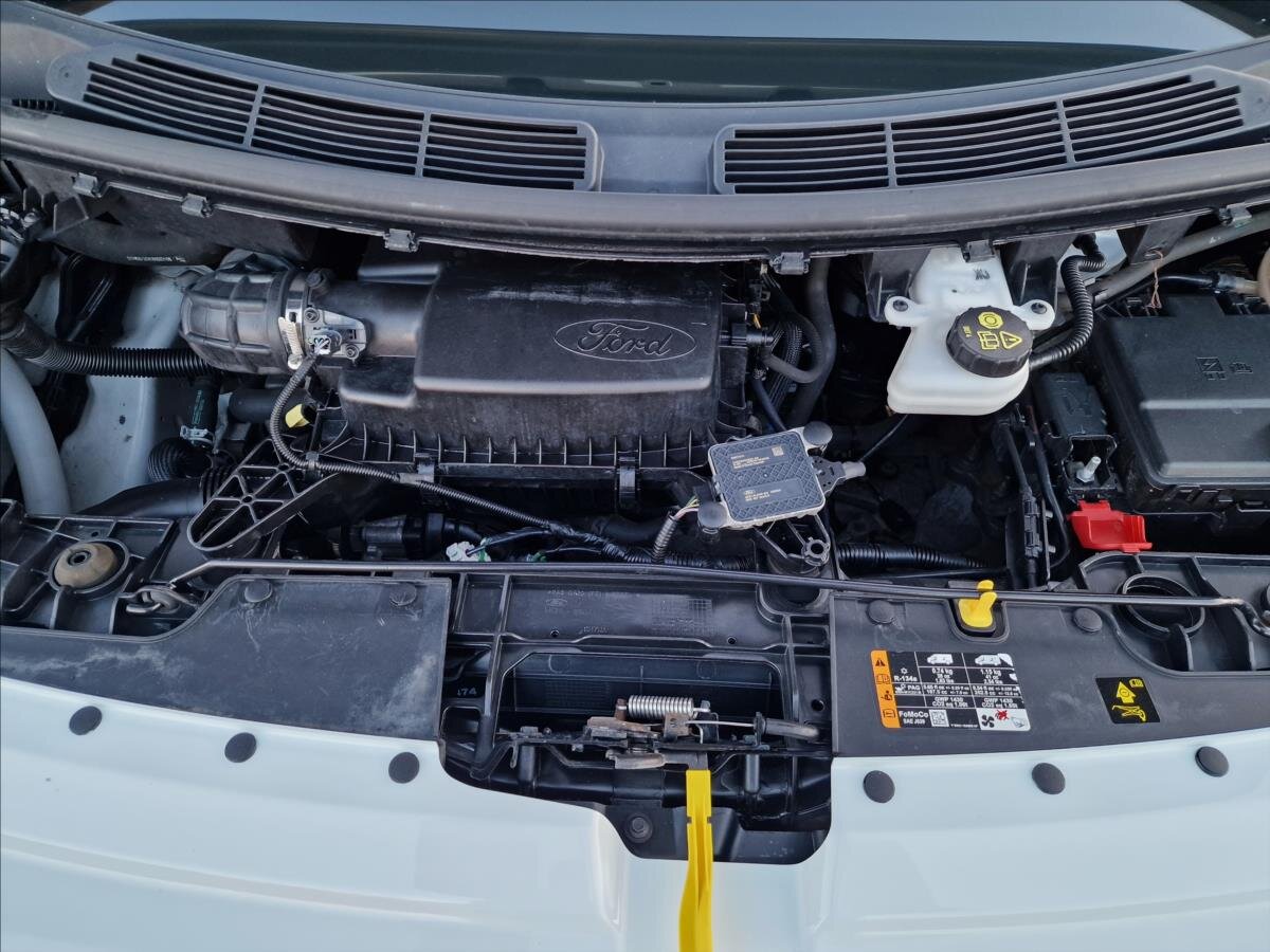 Ford Transit Custom Skříň 2,0 l 77 kw