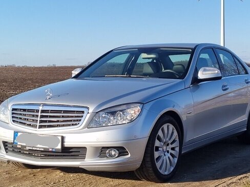 Mercedes-Benz Třídy C Sedan / Limuzína 0,0 165 kw