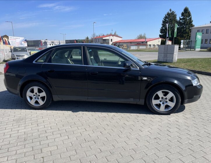 Audi A4 Sedan / Limuzína 1,8 l 110 kw
