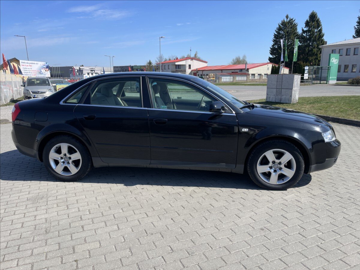 Audi A4 Sedan / Limuzína 1,8 l 110 kw