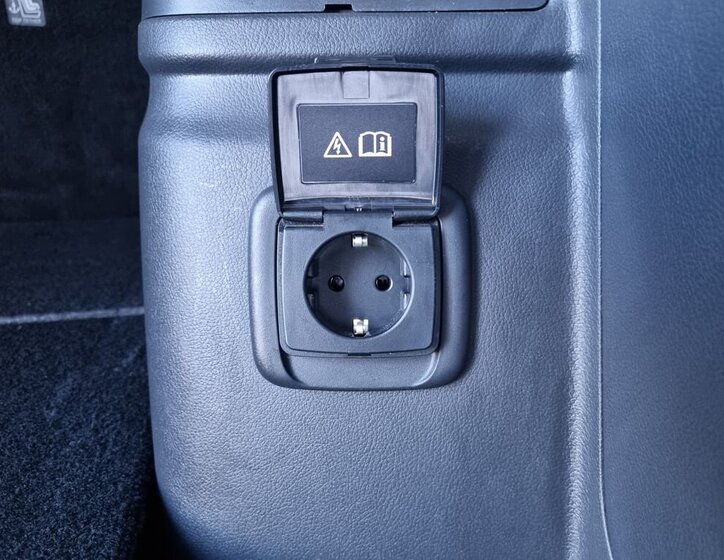 Mitsubishi Outlander SUV / Terénní 2,4 l 165 kw