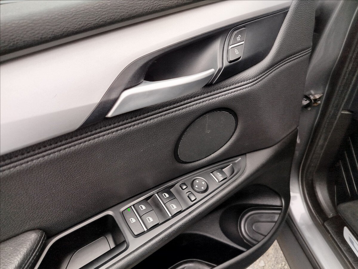 BMW X5 SUV / Terénní 3,0 l 190 kw