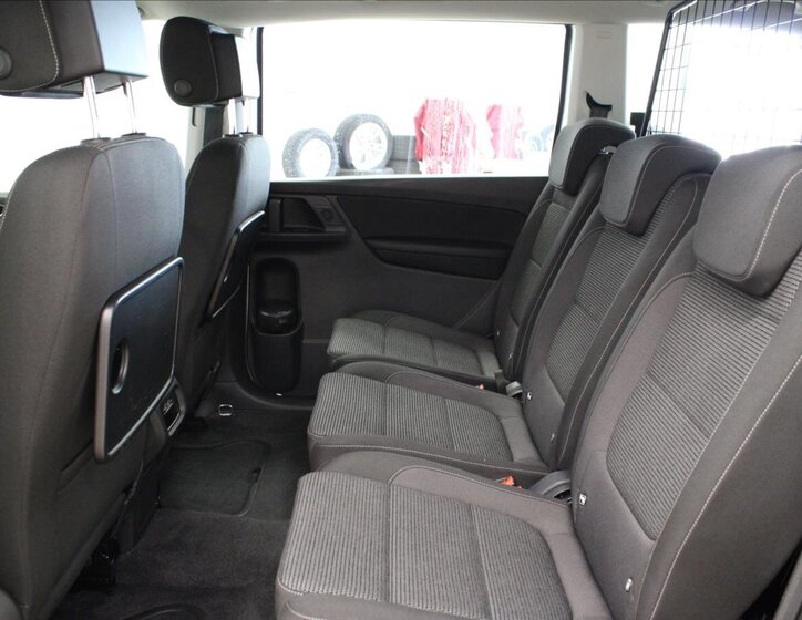 Volkswagen Sharan MPV 2,0 l 110 kw