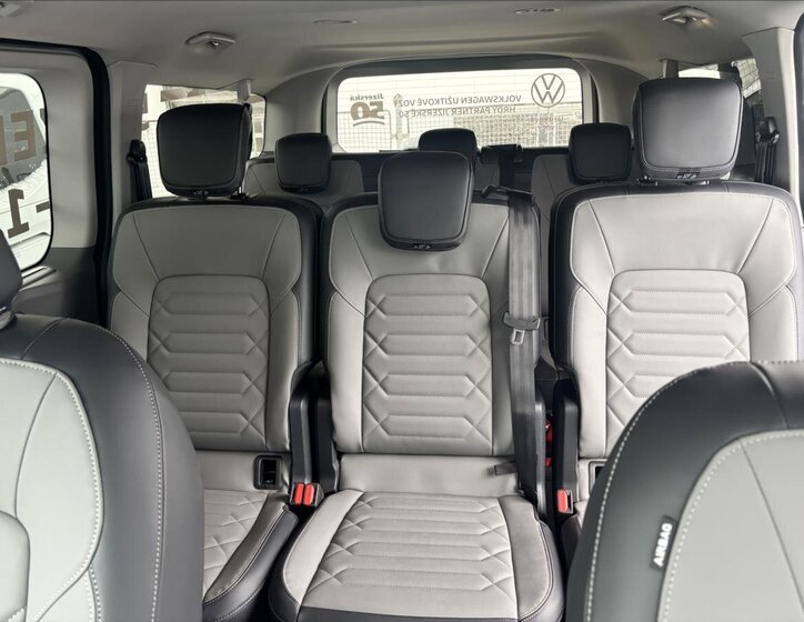 Volkswagen Caravelle Kombi 2,0 l 125 kw