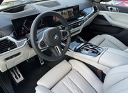 BMW X7 8