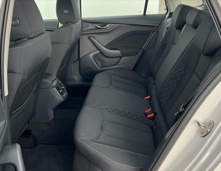 Škoda Kamiq Hatchback 999,0 81 kw