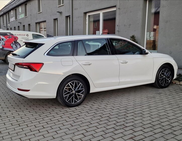 Škoda Octavia 11