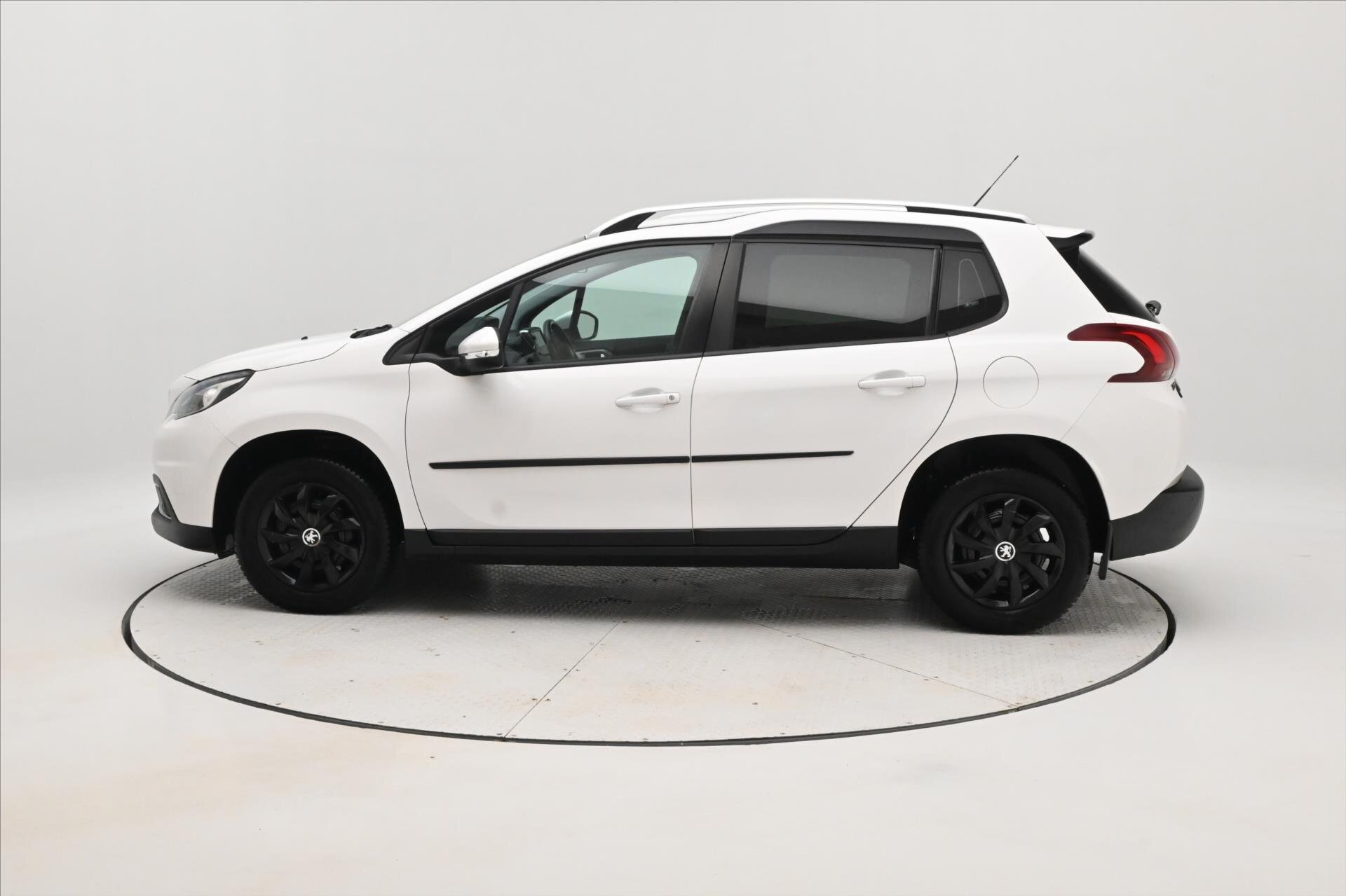 Peugeot 2008 SUV 2,0 l 60 kw