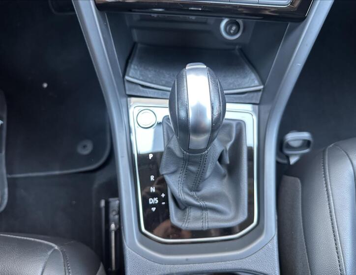 Volkswagen Touran 13