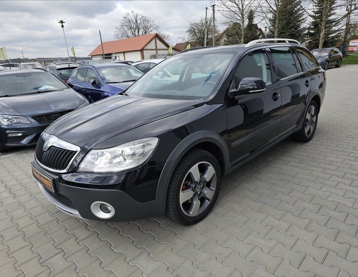 Škoda Octavia Kombi 2,0 l 103 kw