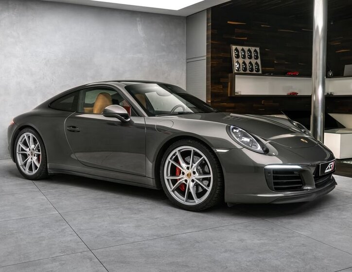 Porsche 911 Kupé 3,0 l 309 kw