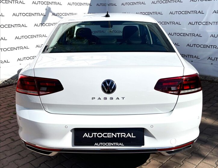 Volkswagen Passat Sedan 2,0 l 147 kw