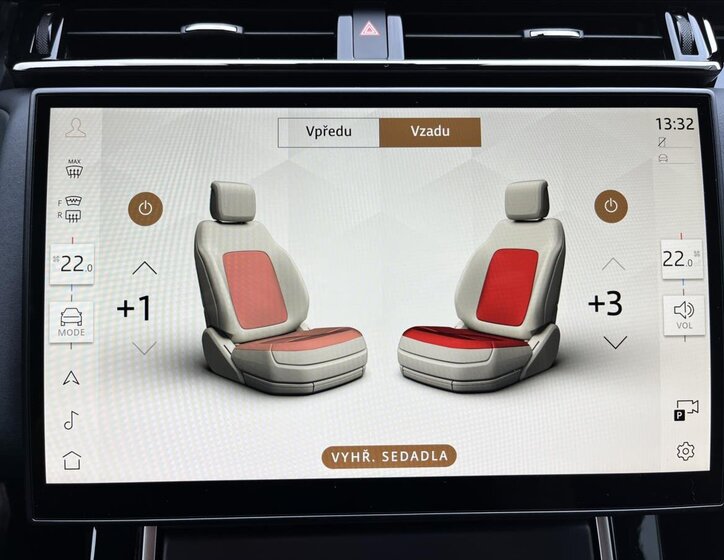 Land Rover Range Rover Velar SUV / Terénní 2,0 l 150 kw