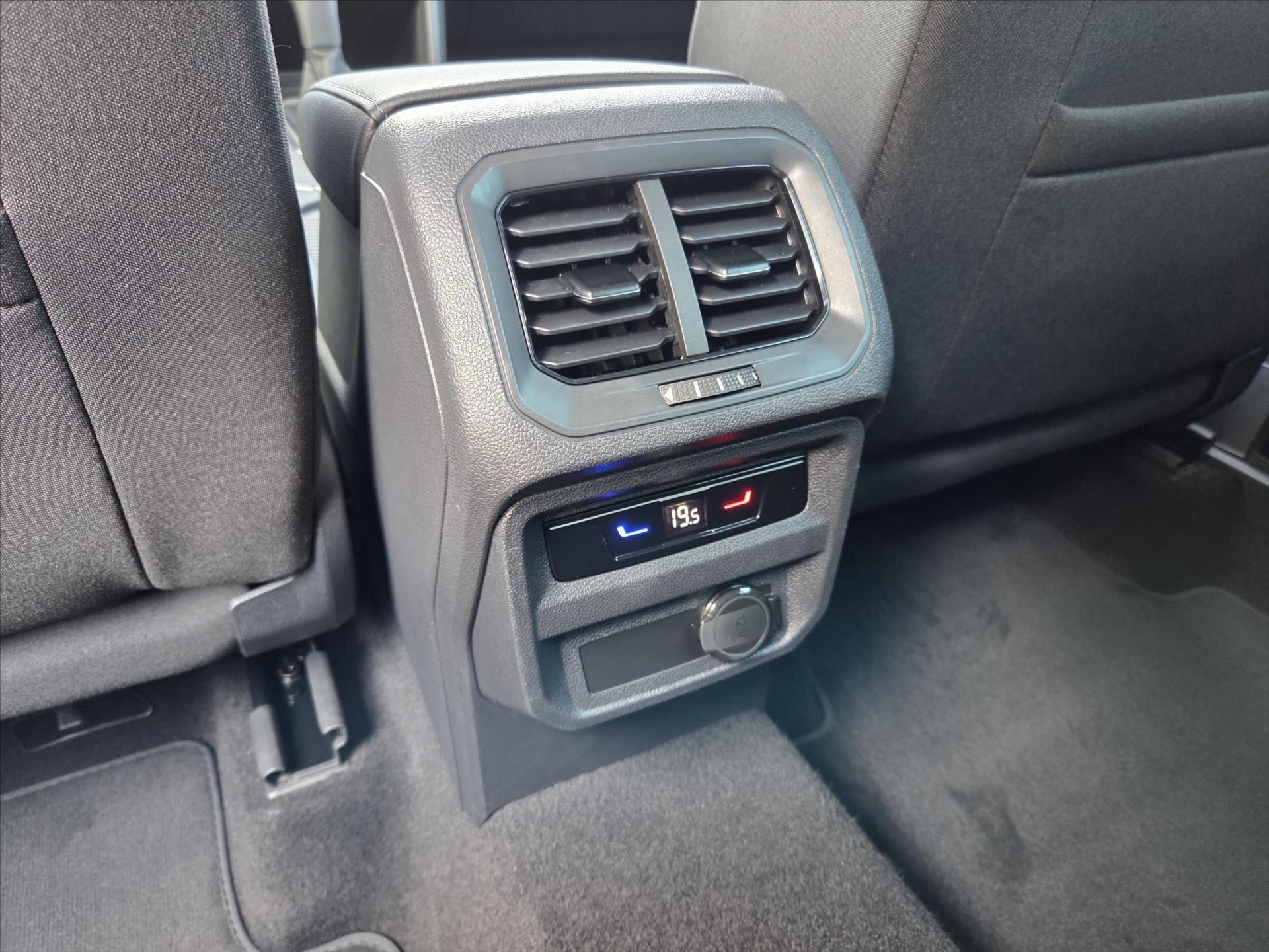 Volkswagen Tiguan SUV / Terénní 1,5 l 110 kw