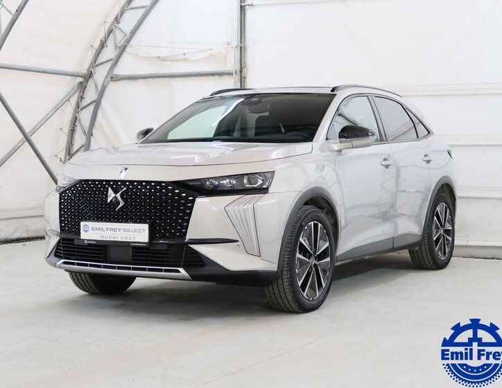DS Automobiles DS7 Crossback 1