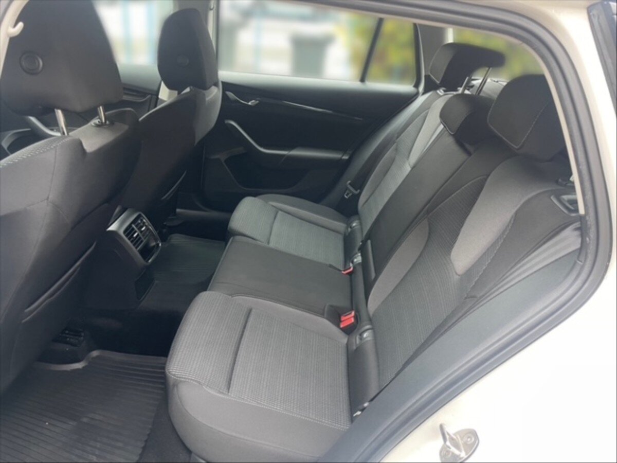Škoda Octavia Kombi 1,5 l 96 kw