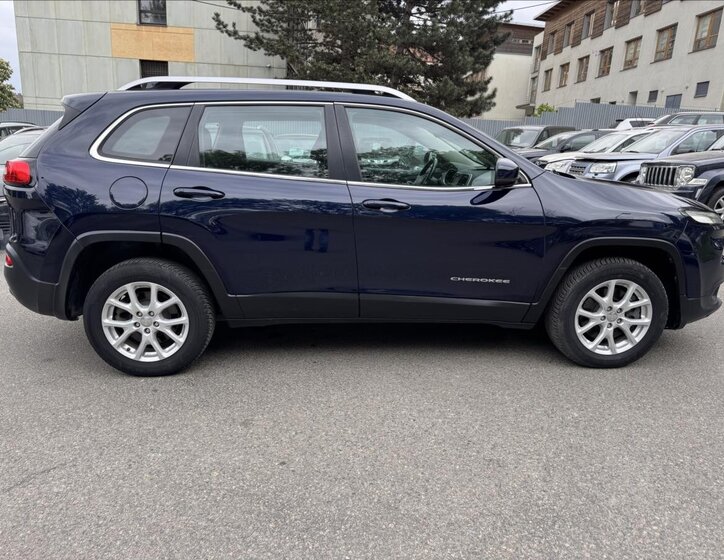 Jeep Cherokee Ostatní 2,0 l 103 kw