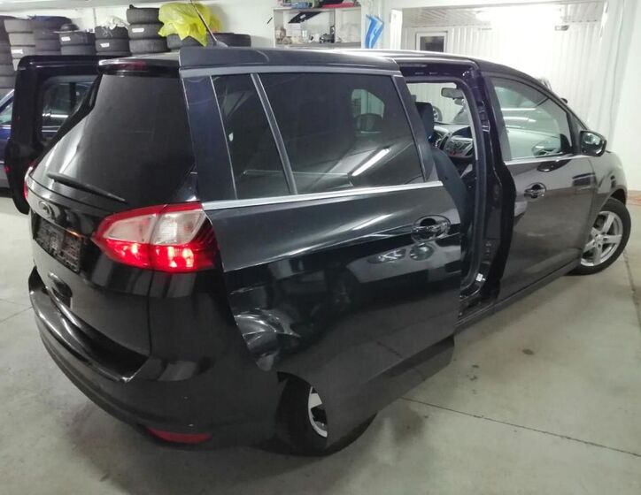Ford Grand C-MAX 15