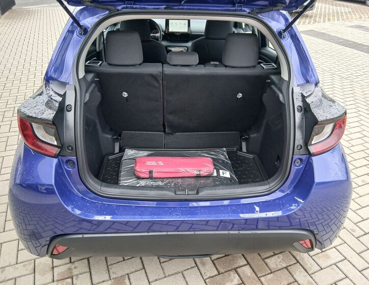 Toyota Yaris 13