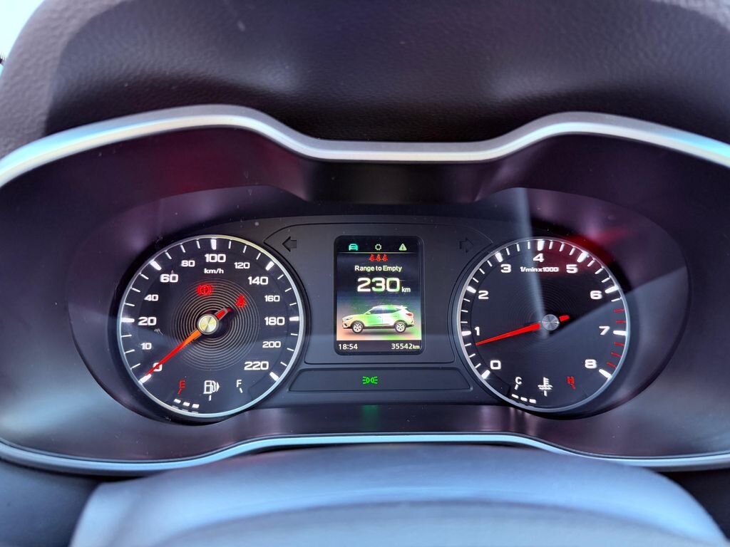 MG ZS SUV / Terénní 1,5 l 78 kw