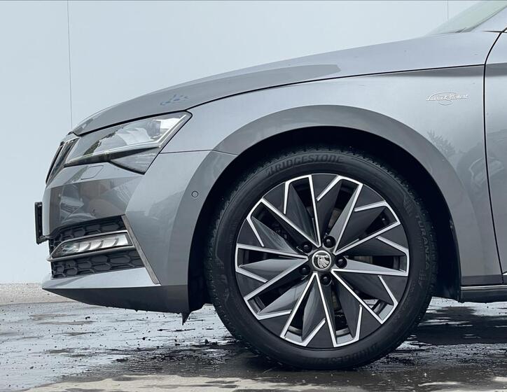 Škoda Superb 21