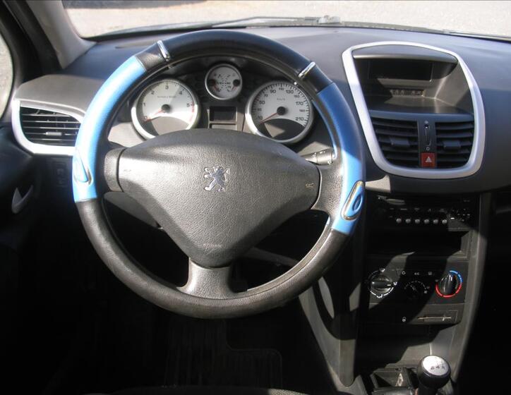 Peugeot 207 9