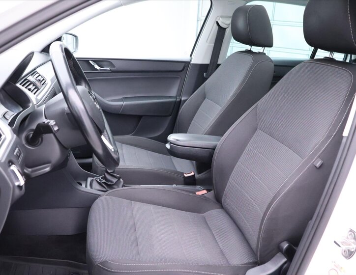 Škoda Rapid Hatchback 1,6 l 77 kw