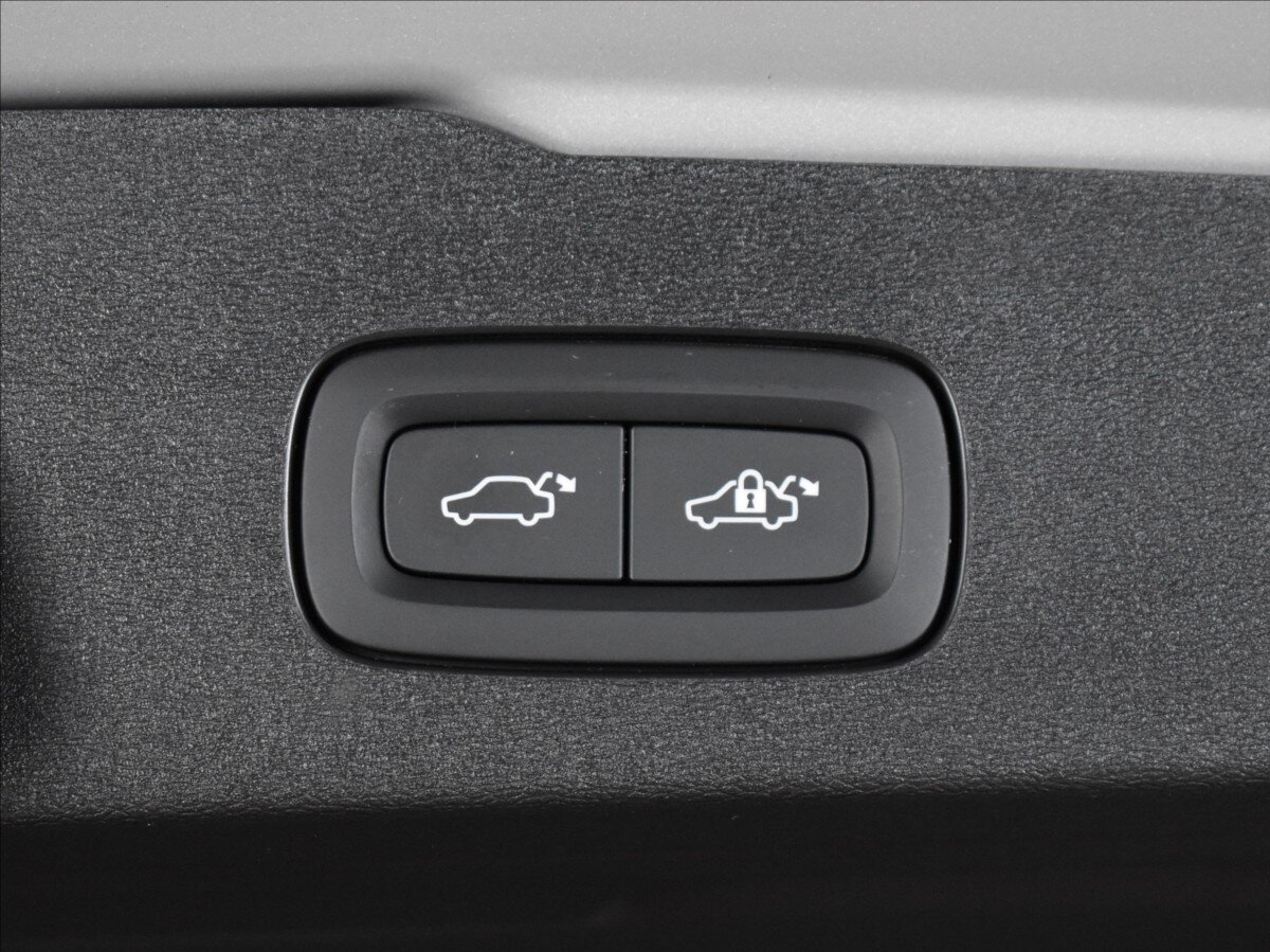 Volvo V60 Kombi 2,0 l 257 kw