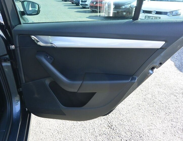 Škoda Octavia Kombi 2,0 l 110 kw