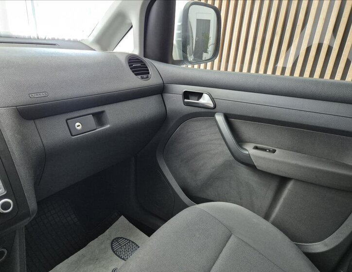 Volkswagen Caddy Kombi 2,0 l 80 kw