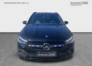 Mercedes-Benz GLA 8