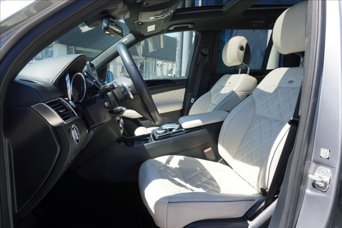Mercedes-Benz GLS Kombi 3,0 l 190 kw