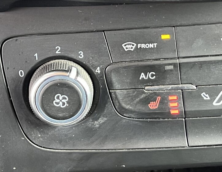 Ford Focus Kombi 999,0 92 kw