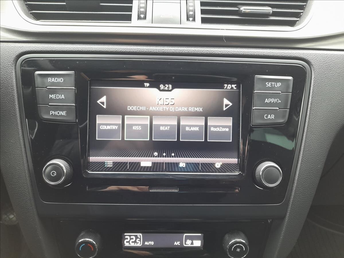 Škoda Rapid Liftback 999,0 81 kw