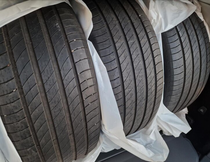 Volvo V60 Kombi 2,0 l 145 kw