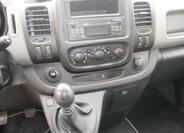 Renault Trafic 10