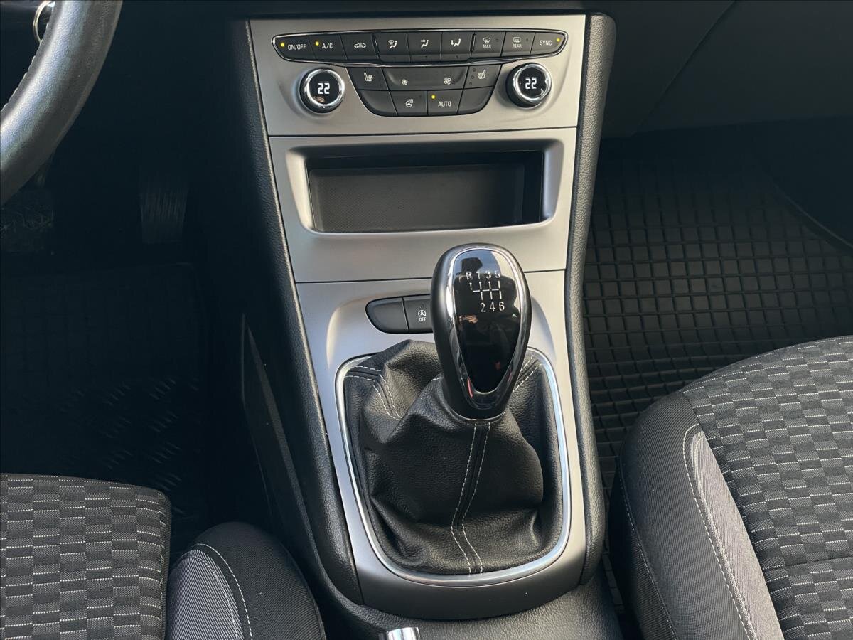 Opel Astra Kombi 1,5 l 90 kw