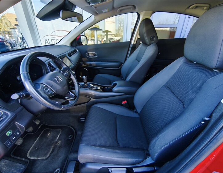 Honda HR-V SUV / Terénní 1,5 l 96 kw