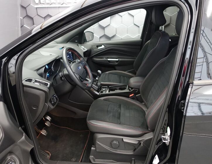 Ford Kuga 27
