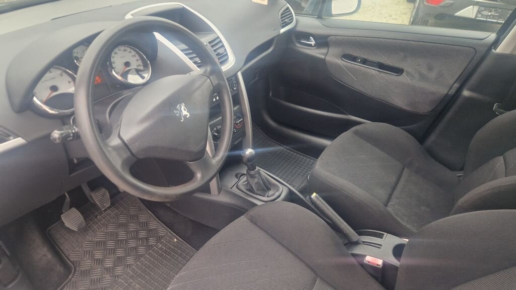 Peugeot 207 Hatchback 1,4 l 65 kw