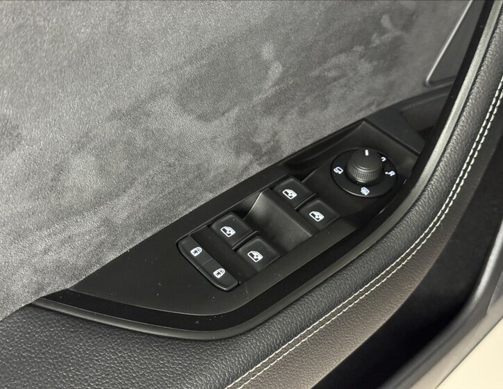 Škoda Superb Kombi 2,0 l 140 kw