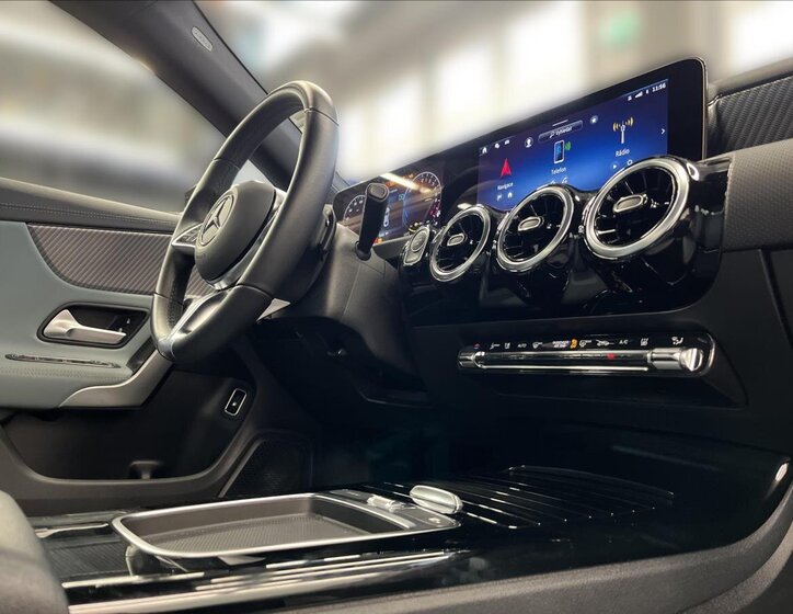 Mercedes-Benz CLA 16